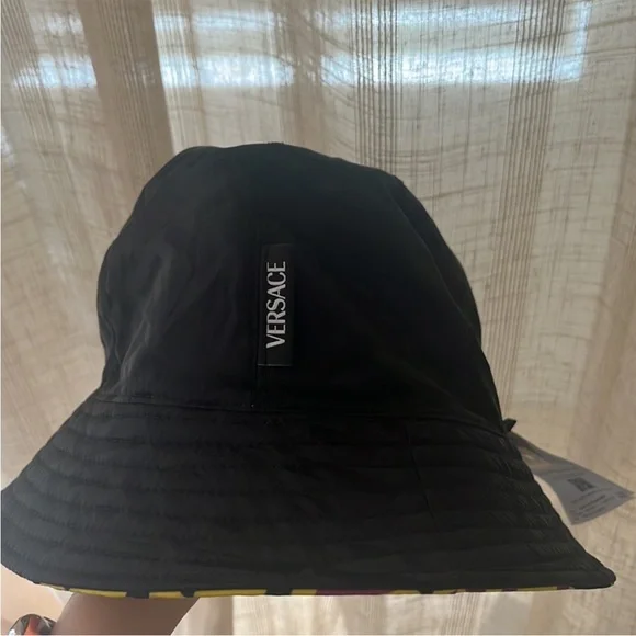 Versace La Greca logo monogram unisex bucket hat Size  display picture 1